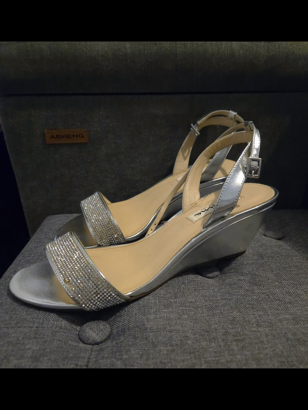 Nina Shoes Silver Rhinestone Slingback Wedges Size 8